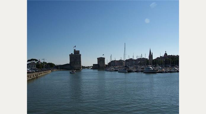 La Rochelle proche de l'Auberge** Les Charmilles à sainte Soulle en Charente maritime